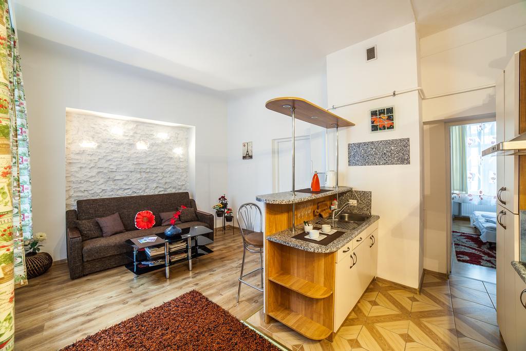 Old Town Peldu Apartment Riga Bagian luar foto